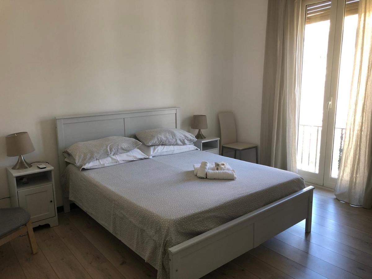 Cosmopolitan Palermo Hotel Bagian luar foto