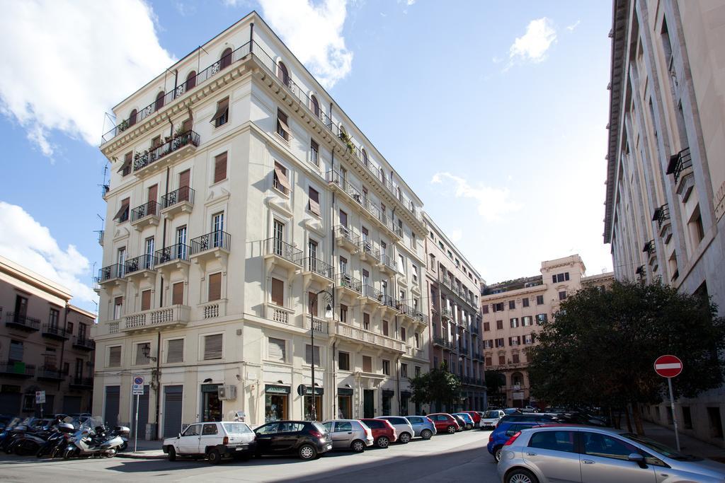 Cosmopolitan Palermo Hotel Bagian luar foto