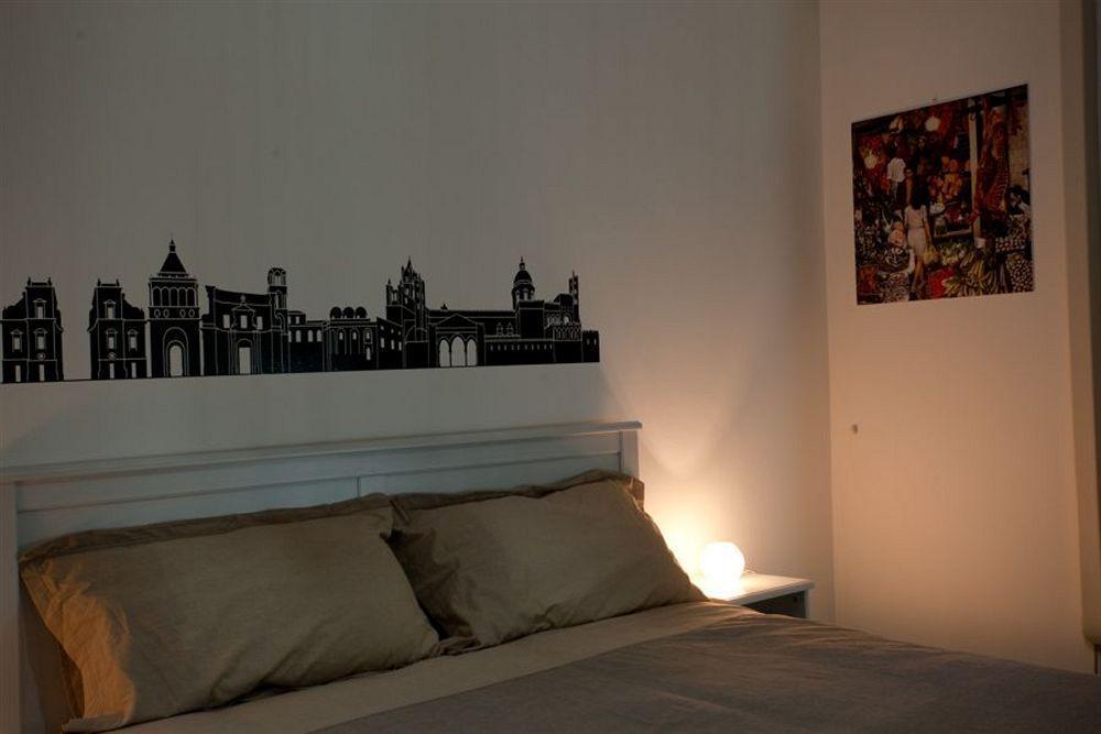 Cosmopolitan Palermo Hotel Bagian luar foto