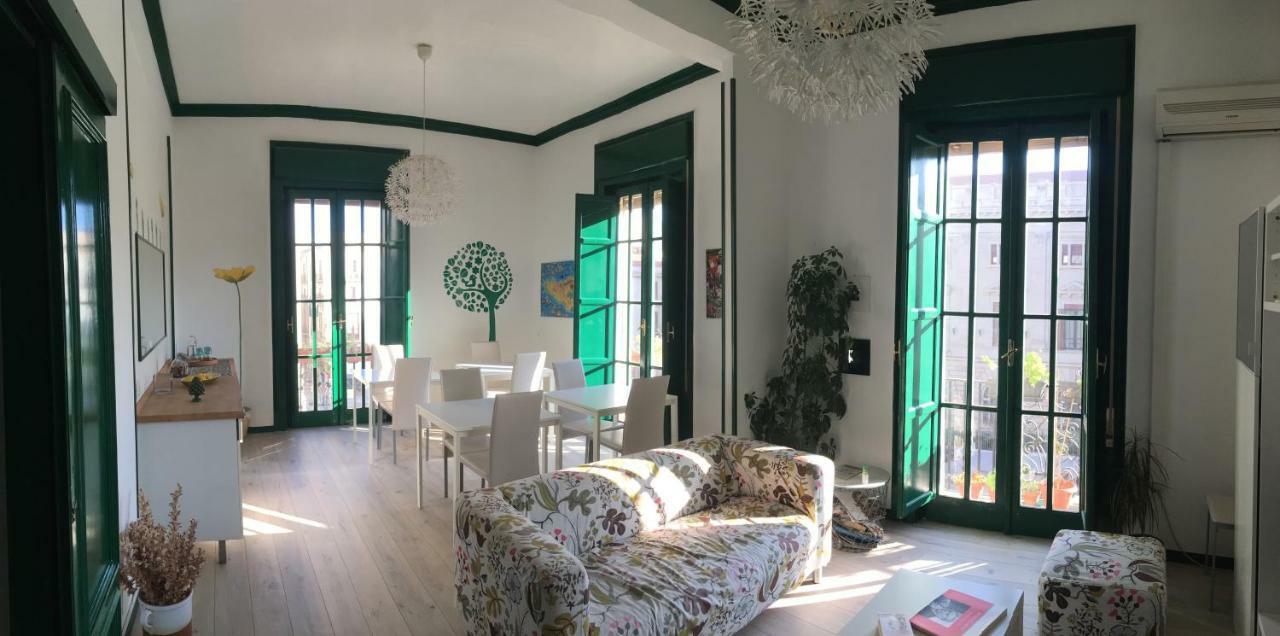 Cosmopolitan Palermo Hotel Bagian luar foto